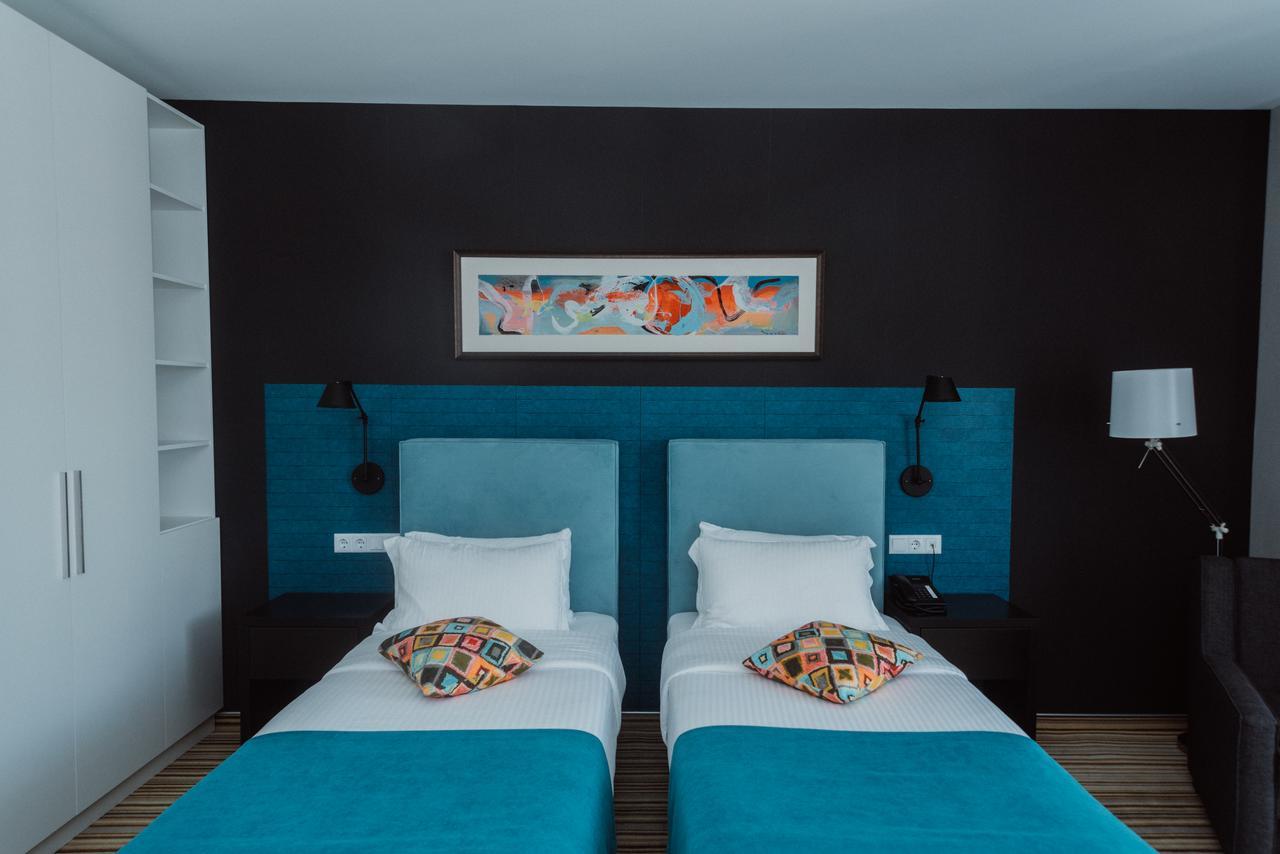 Aparthotel Tangerine Батуми Екстериор снимка