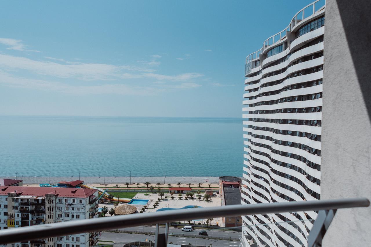 Aparthotel Tangerine Батуми Екстериор снимка