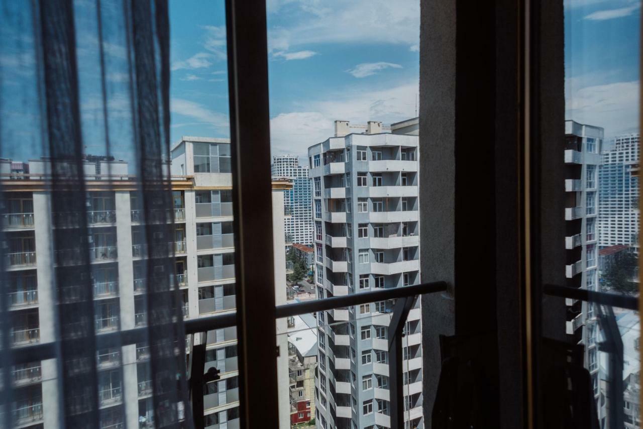 Aparthotel Tangerine Батуми Екстериор снимка