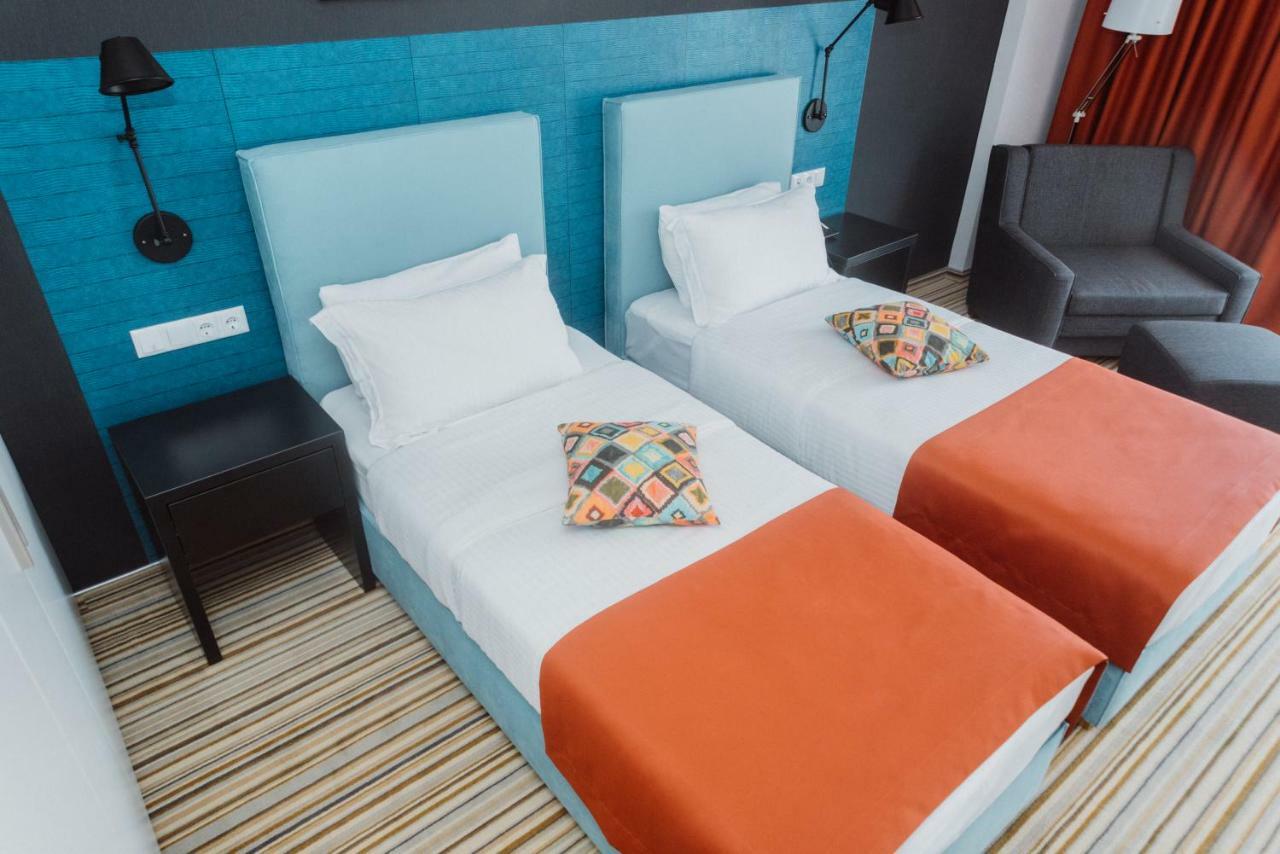 Aparthotel Tangerine Батуми Екстериор снимка