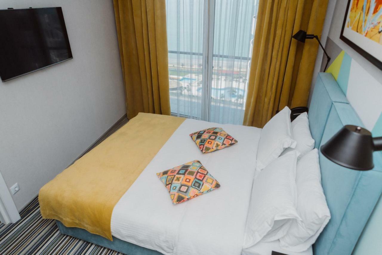 Aparthotel Tangerine Батуми Екстериор снимка